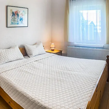 Doppelhaushaelfte Klink