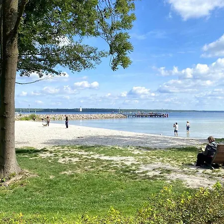 Holiday home Doppelhaushaelfte Klink