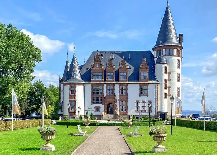 Doppelhaushaelfte كلينك